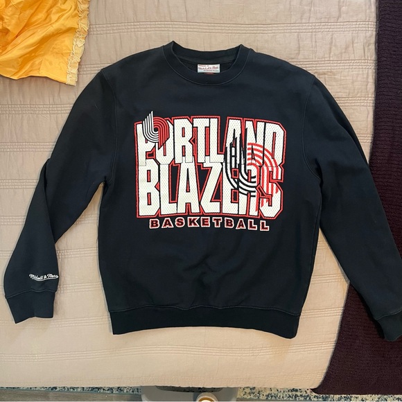 Mitchell & Ness Other - Mitchell & Ness Portland TrailBlazers Black Crewneck Sweatshirt